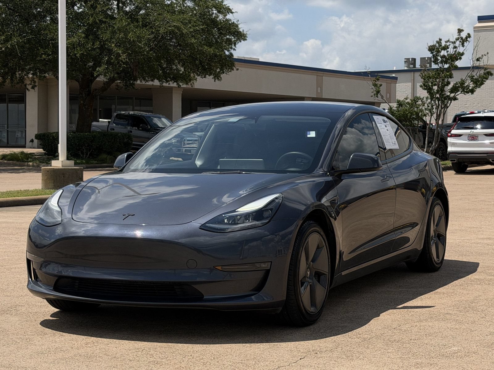 Used 2022 Tesla Model 3 Long Range AWD/4WD image 8