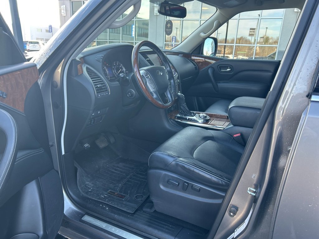 Used 2019 INFINITI QX80 Luxe image 8