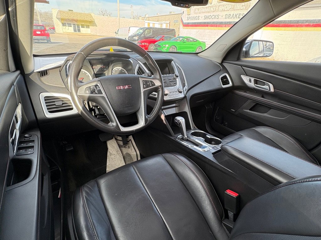 Used 2014 GMC Terrain SLT w/ Chrome Appearance Package image 9