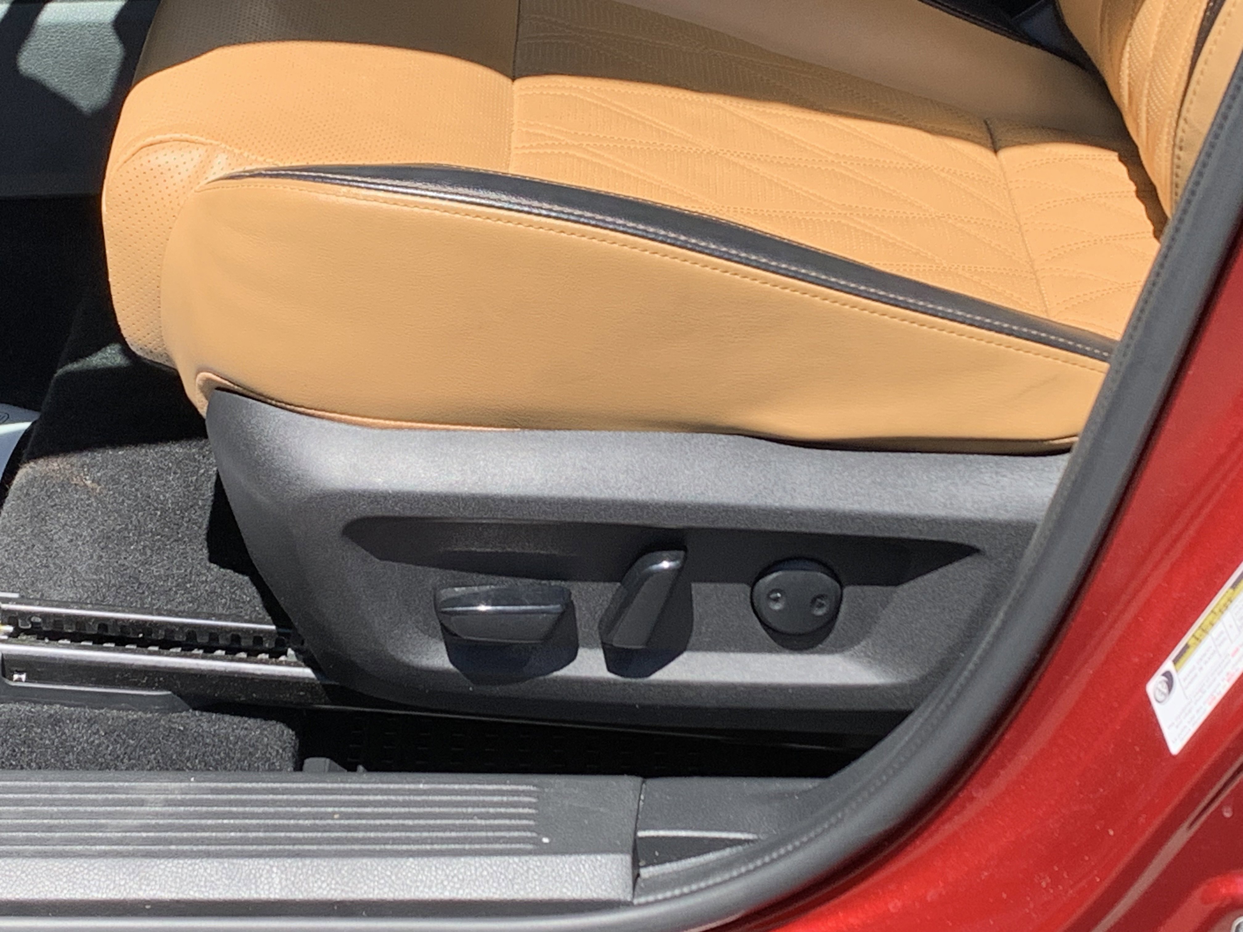 Used 2023 Nissan Rogue Platinum image 22