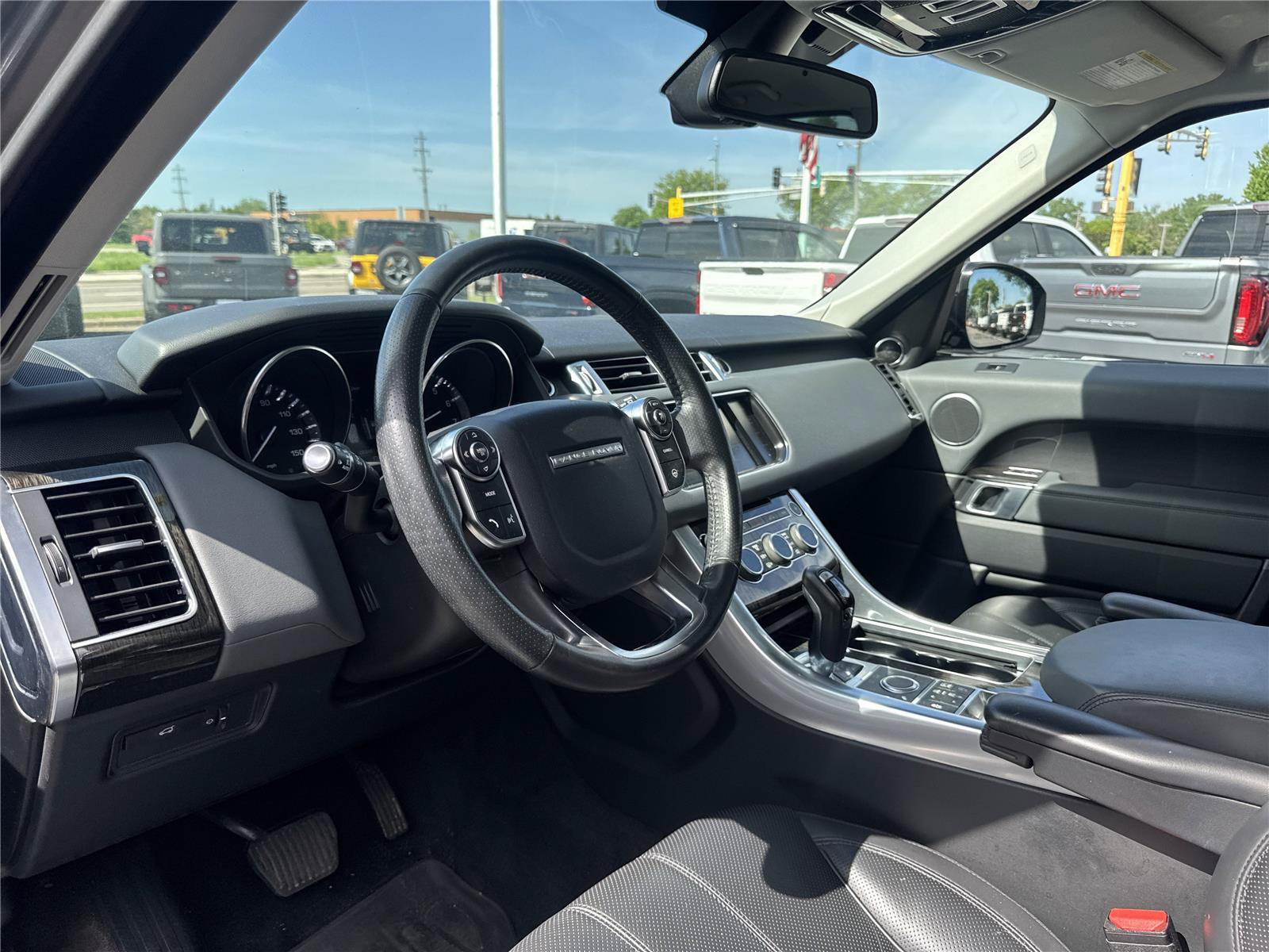 Used 2015 Land Rover Range Rover Sport HSE AWD/4WD image 18