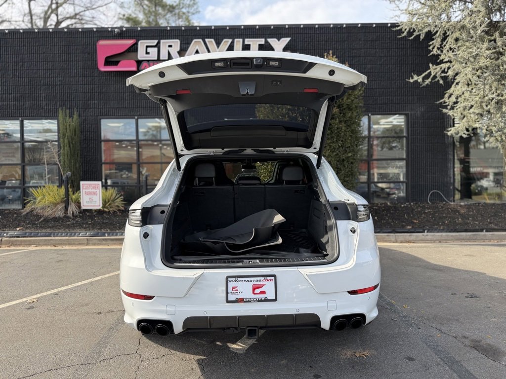 Used 2023 Porsche Cayenne GTS image 17