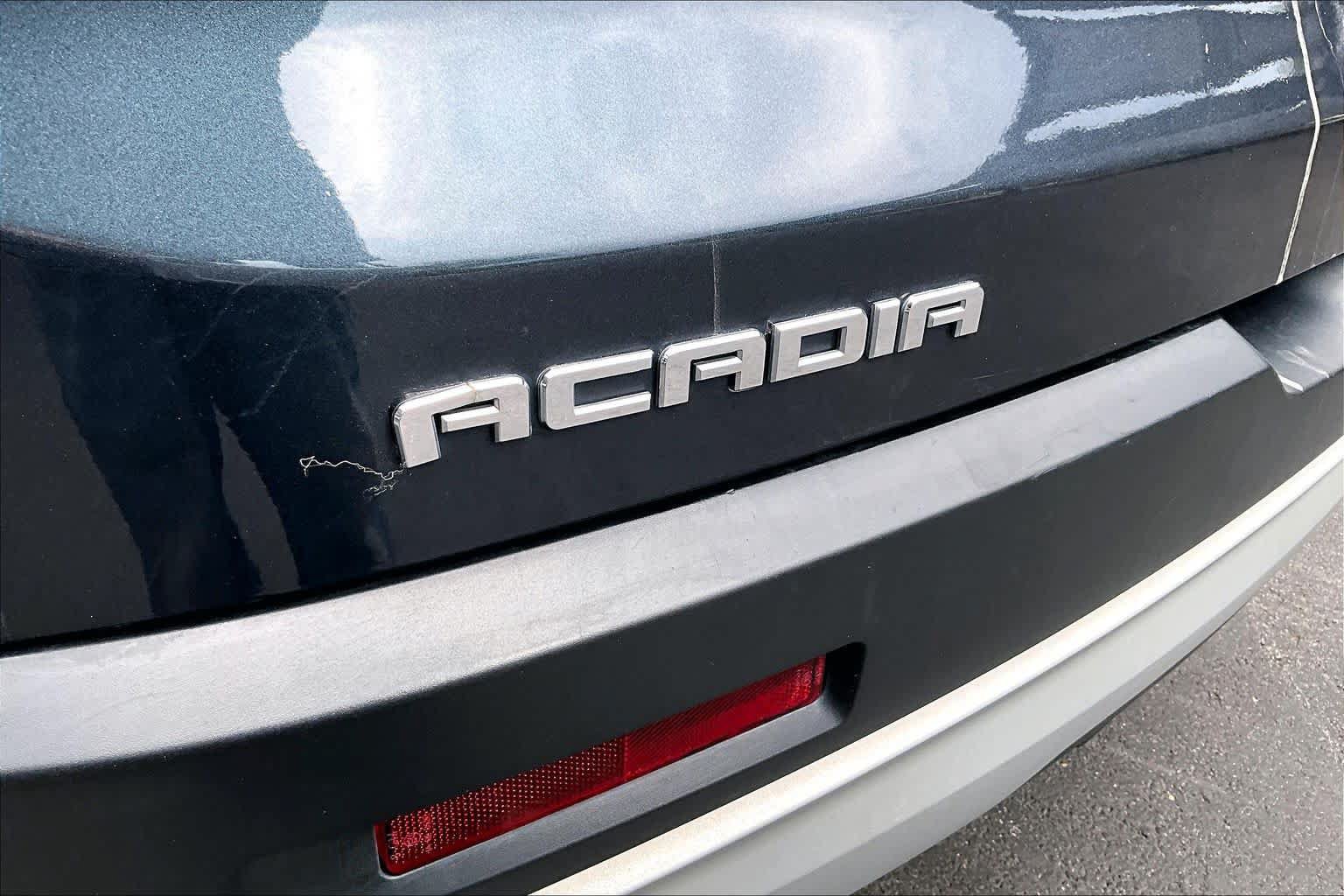 Used 2019 GMC Acadia SLE FWD image 10