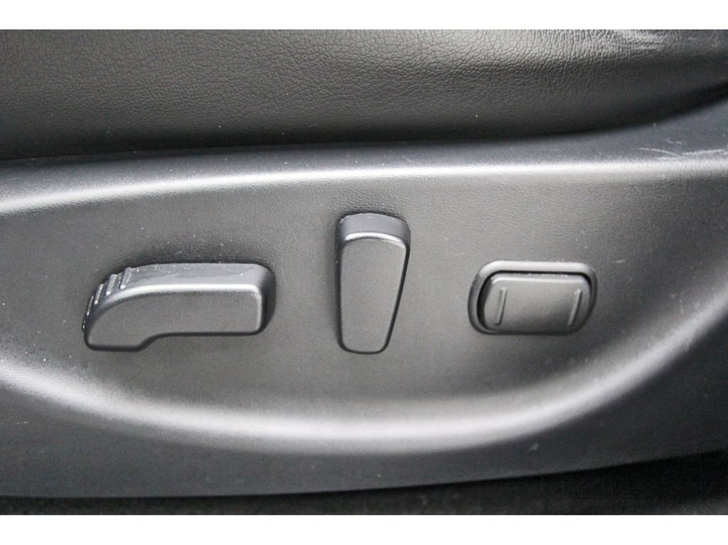 Used 2021 Nissan Leaf SL Plus FWD image 29