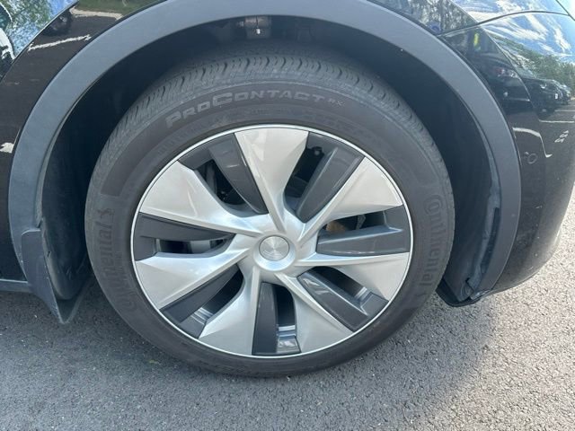 Used 2021 Tesla Model Y Long Range AWD/4WD image 14
