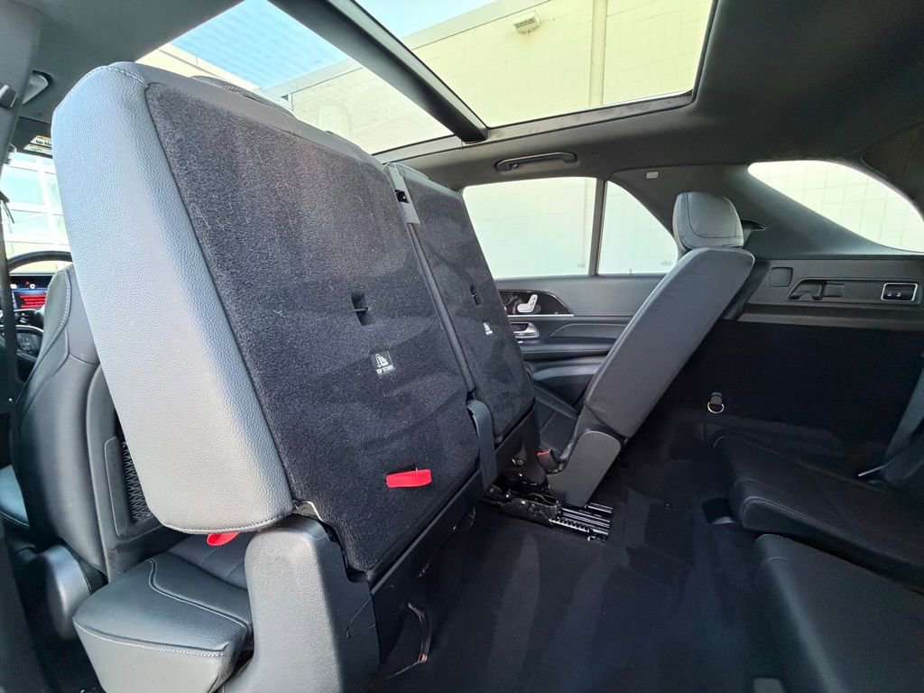 Used 2024 Mercedes-Benz GLE 350 4MATIC w/ 3rd Row Seat Package image 40