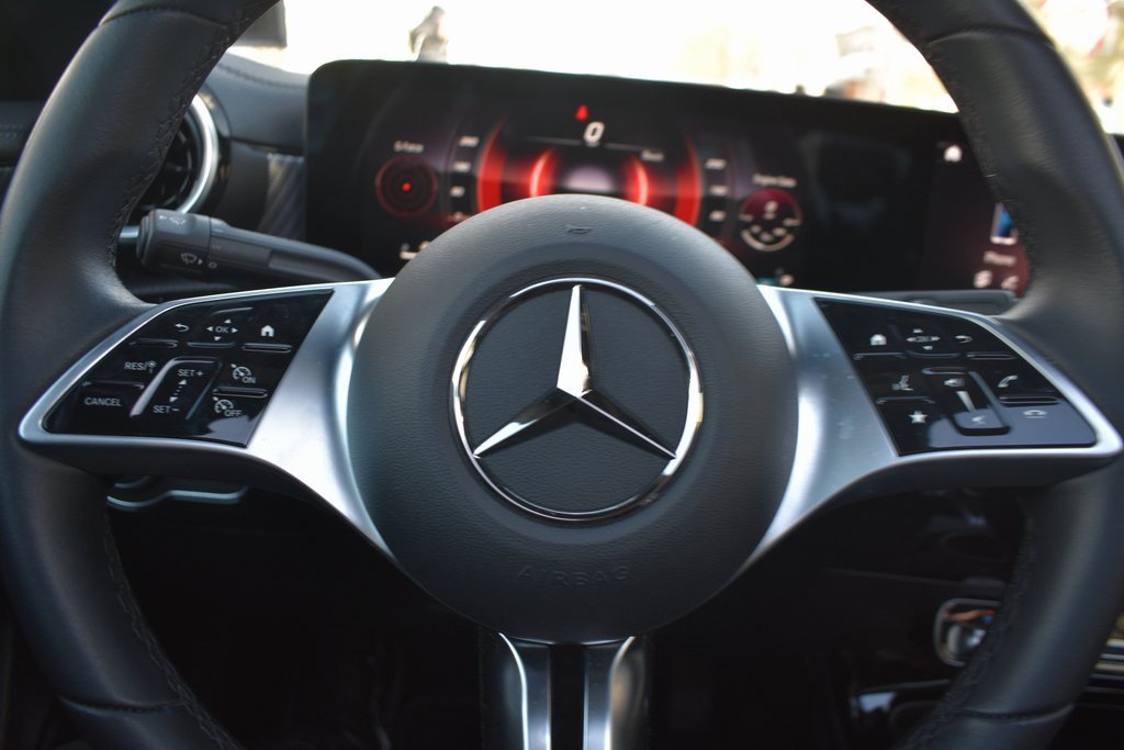 Used 2025 Mercedes-Benz CLA 250 image 15