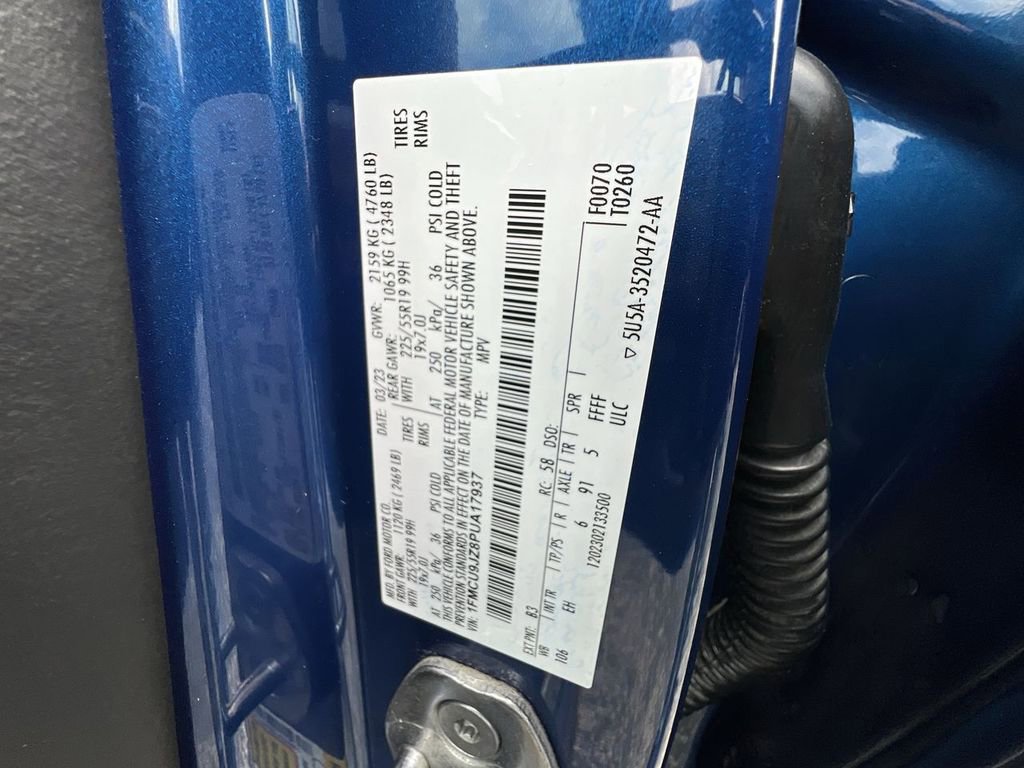 Used 2023 Ford Escape Platinum image 33