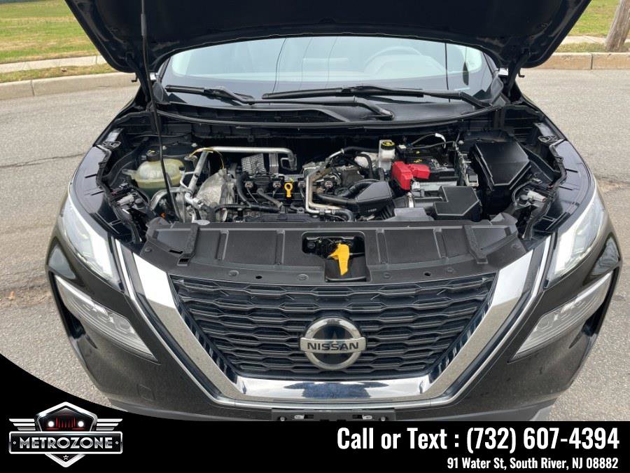 Used 2021 Nissan Rogue SV image 24