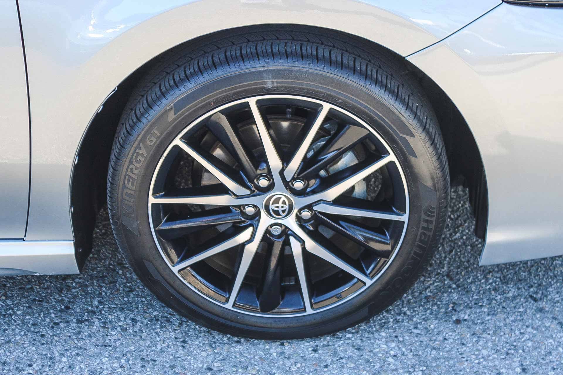 Used 2023 Toyota Camry SE image 11