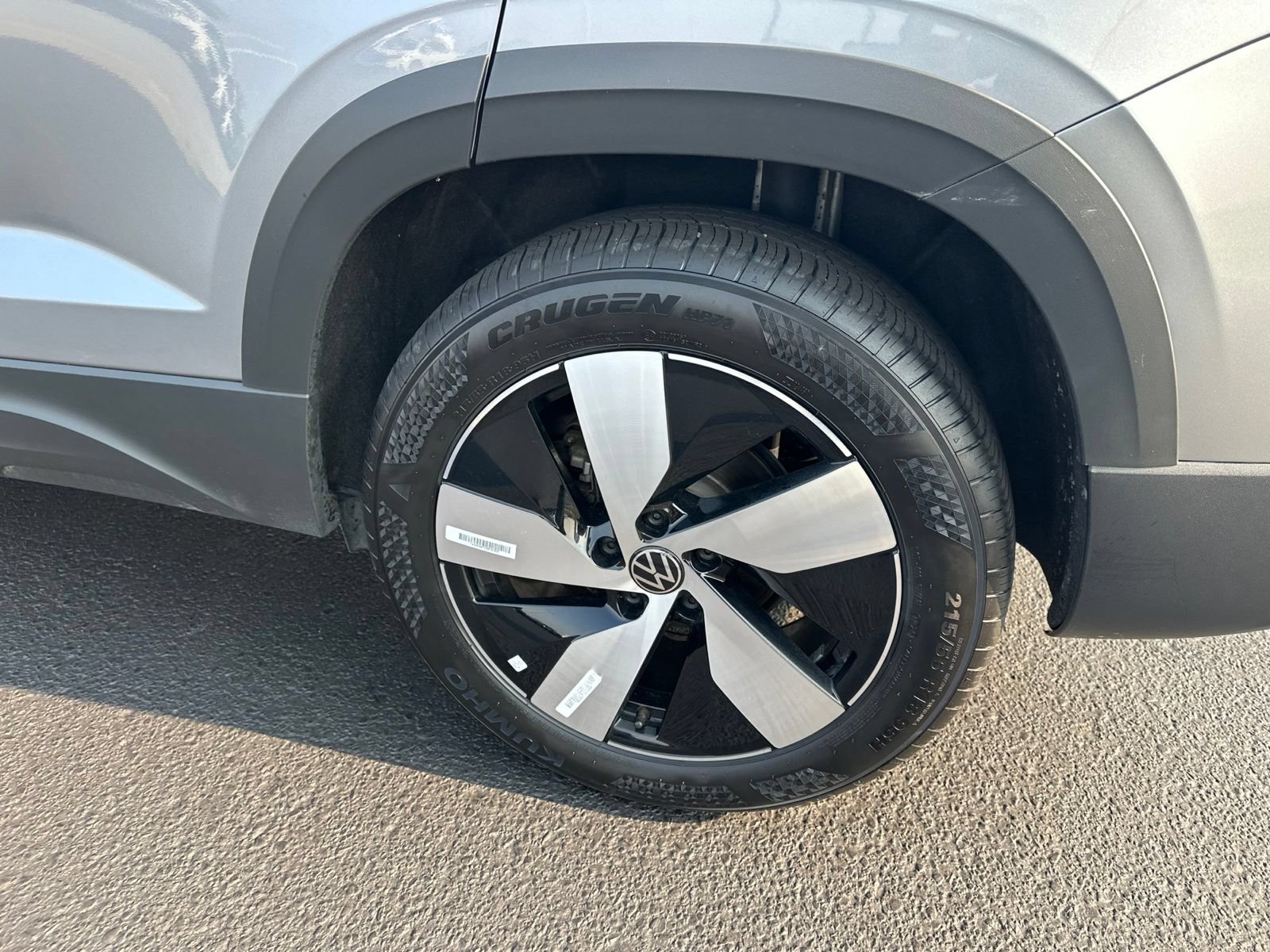 Certified 2025 Volkswagen Taos S AWD/4WD image 9