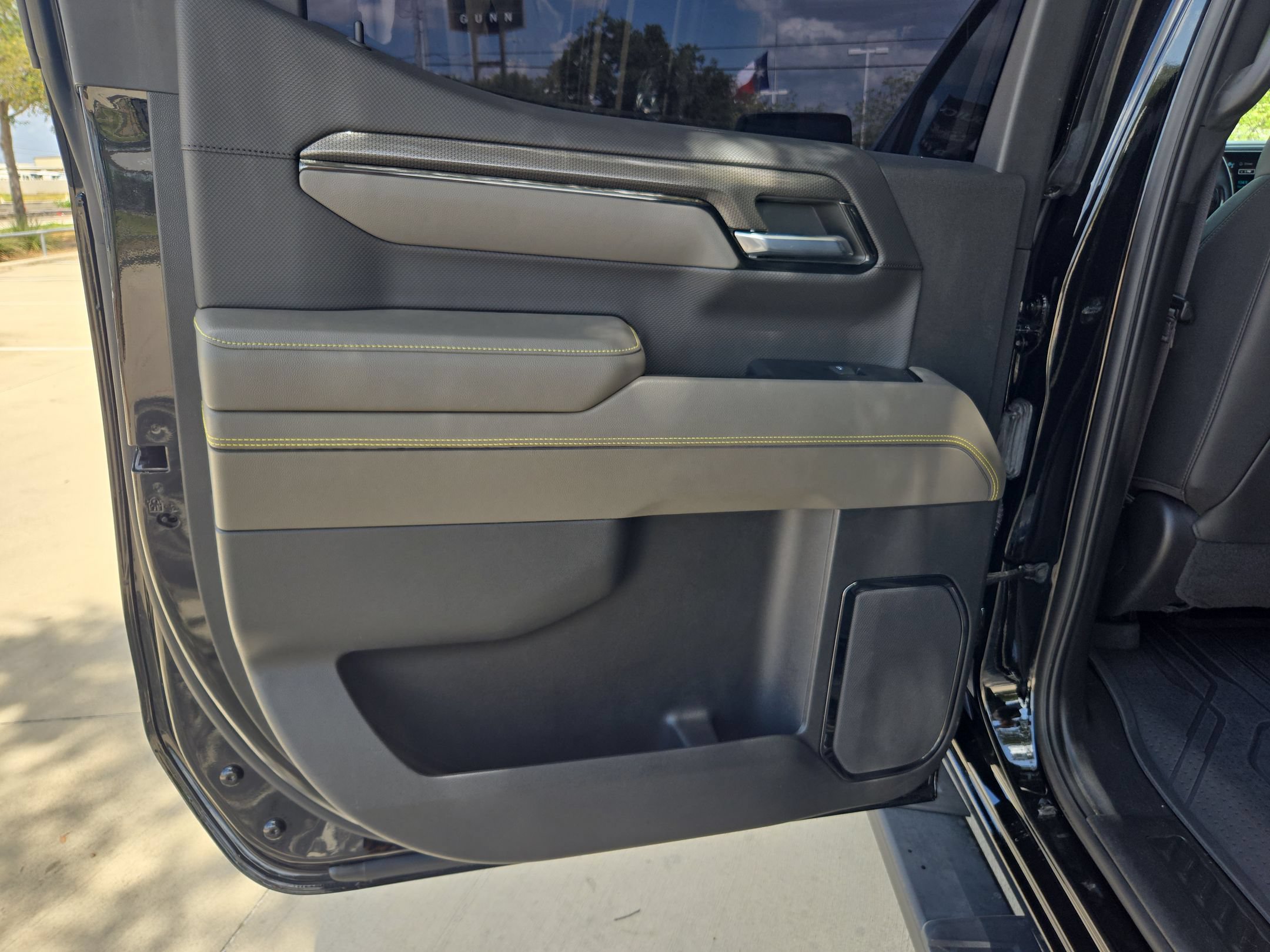 Certified 2023 Chevrolet Silverado 1500 ZR2 w/ Technology Package AWD/4WD image 14