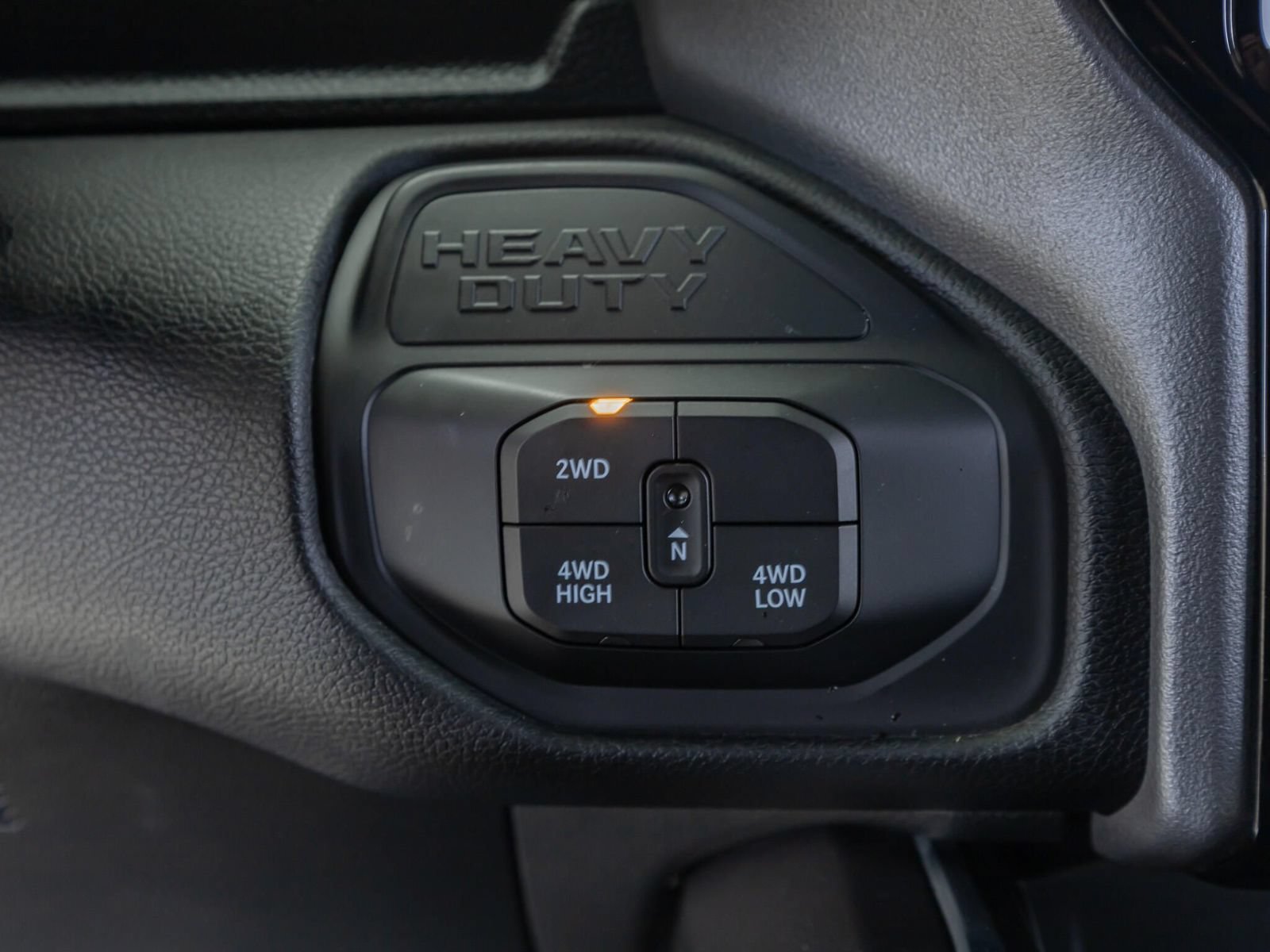 Used 2025 RAM 2500 Laramie w/ Night Edition AWD/4WD image 21