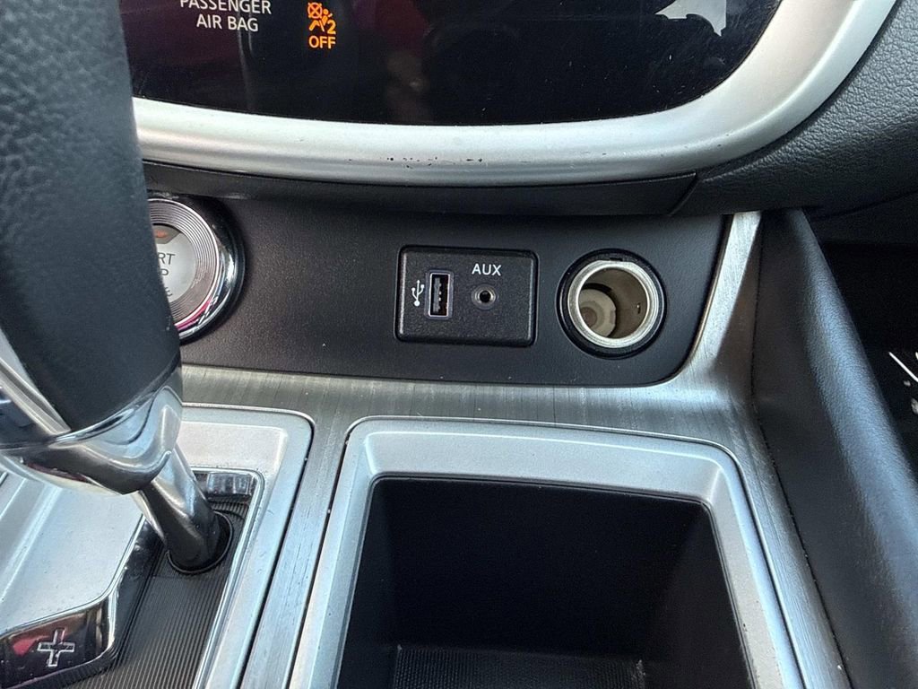 Used 2018 Nissan Murano SV image 30