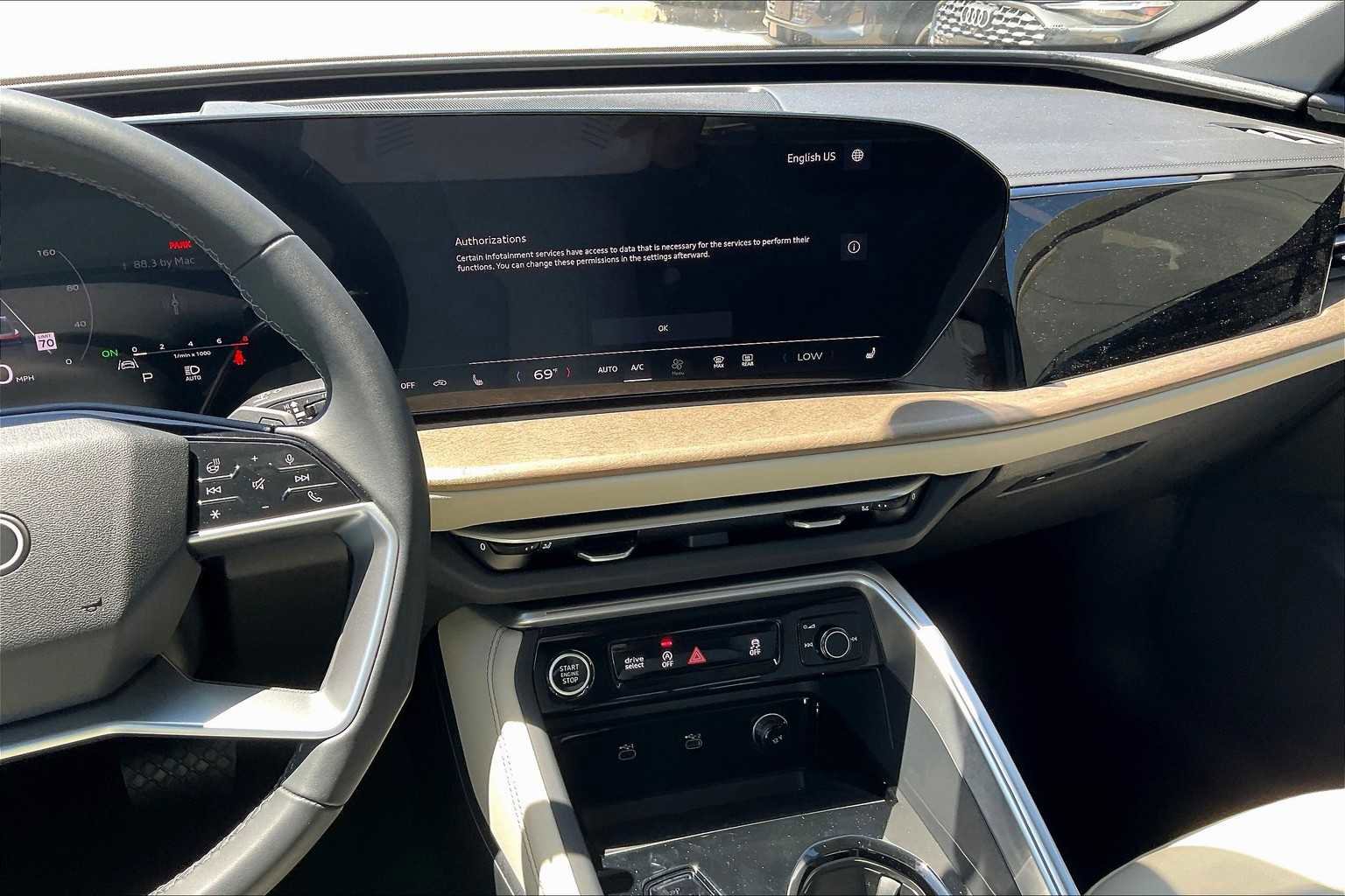 New 2025 Audi Q5 Premium image 6