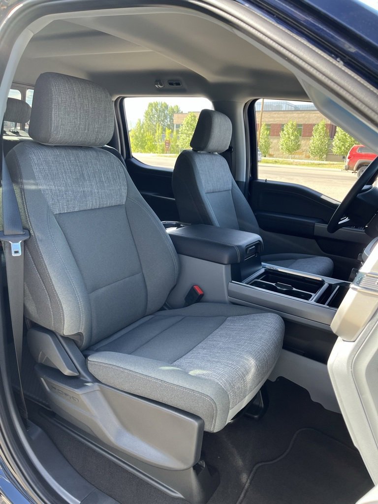 New 2025 Ford F250 XLT w/ Black Appearance Package image 18