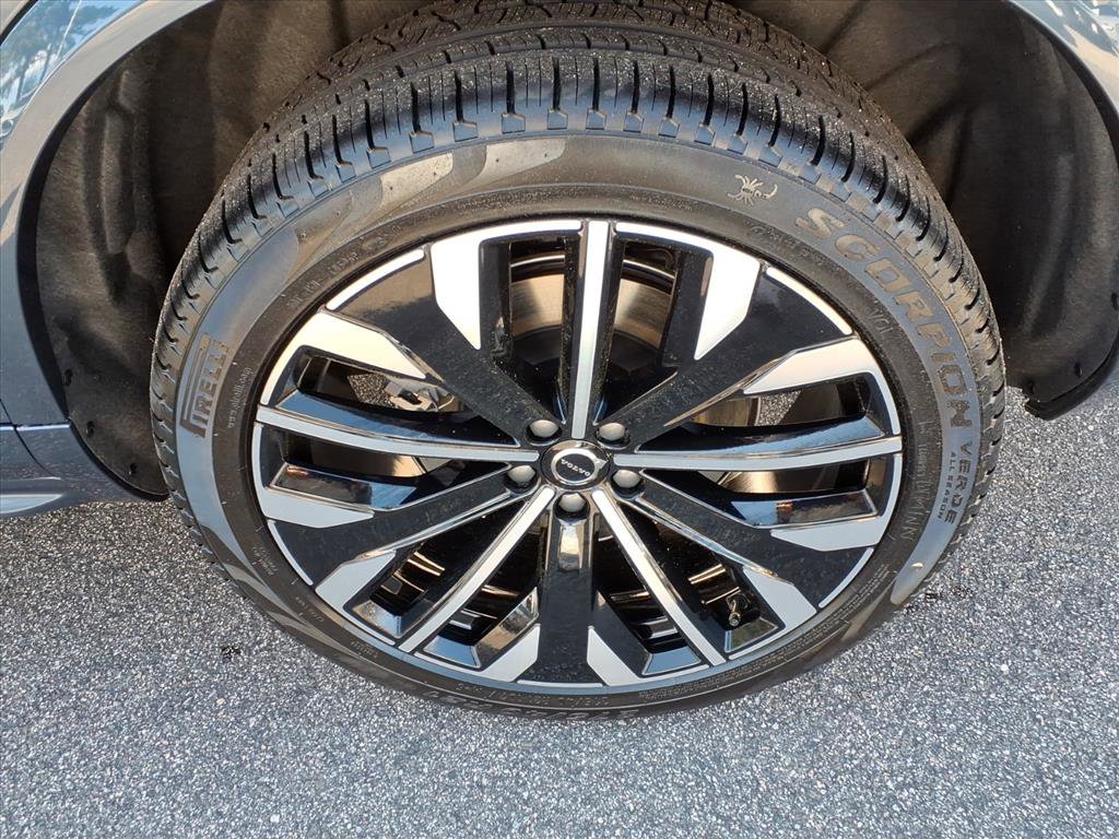 New 2026 Volvo XC90 T8 Ultra w/ Protection Package Premier image 7