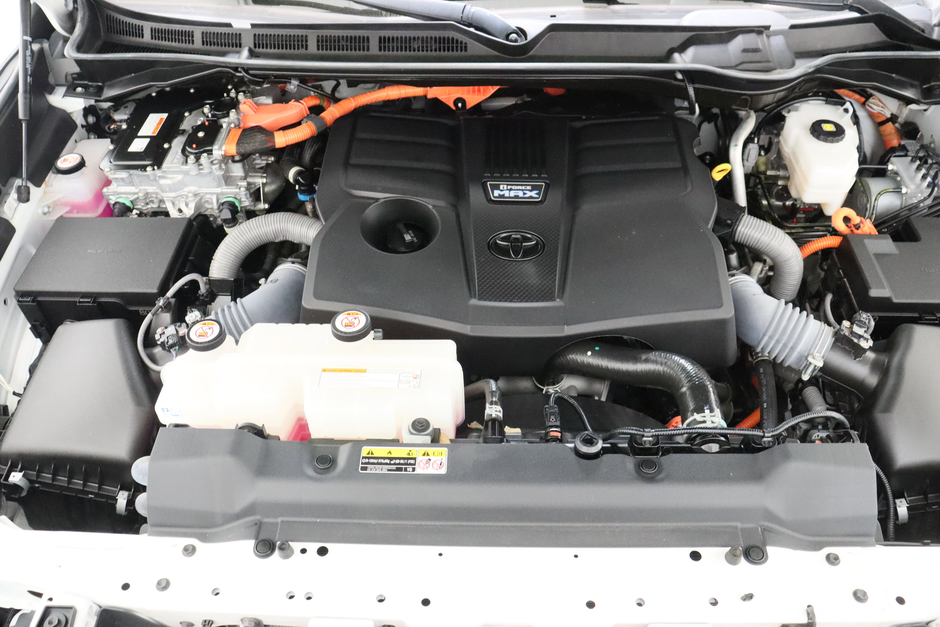 Used 2023 Toyota Tundra Limited w/ Power Package RWD image 41