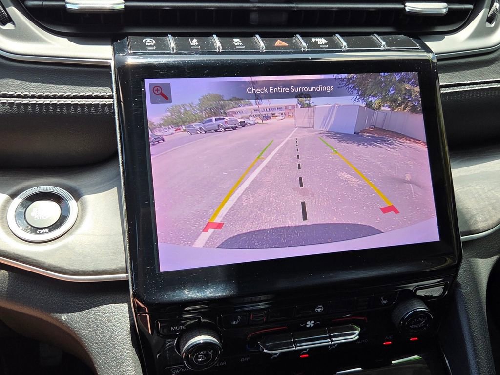 Used 2022 Jeep Grand Cherokee Limited AWD/4WD image 26