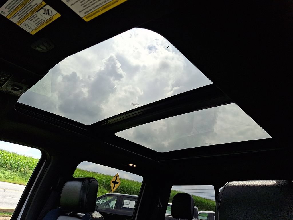 Used 2019 Ford F150 Raptor w/ Equipment Group 802A Luxury AWD/4WD image 15