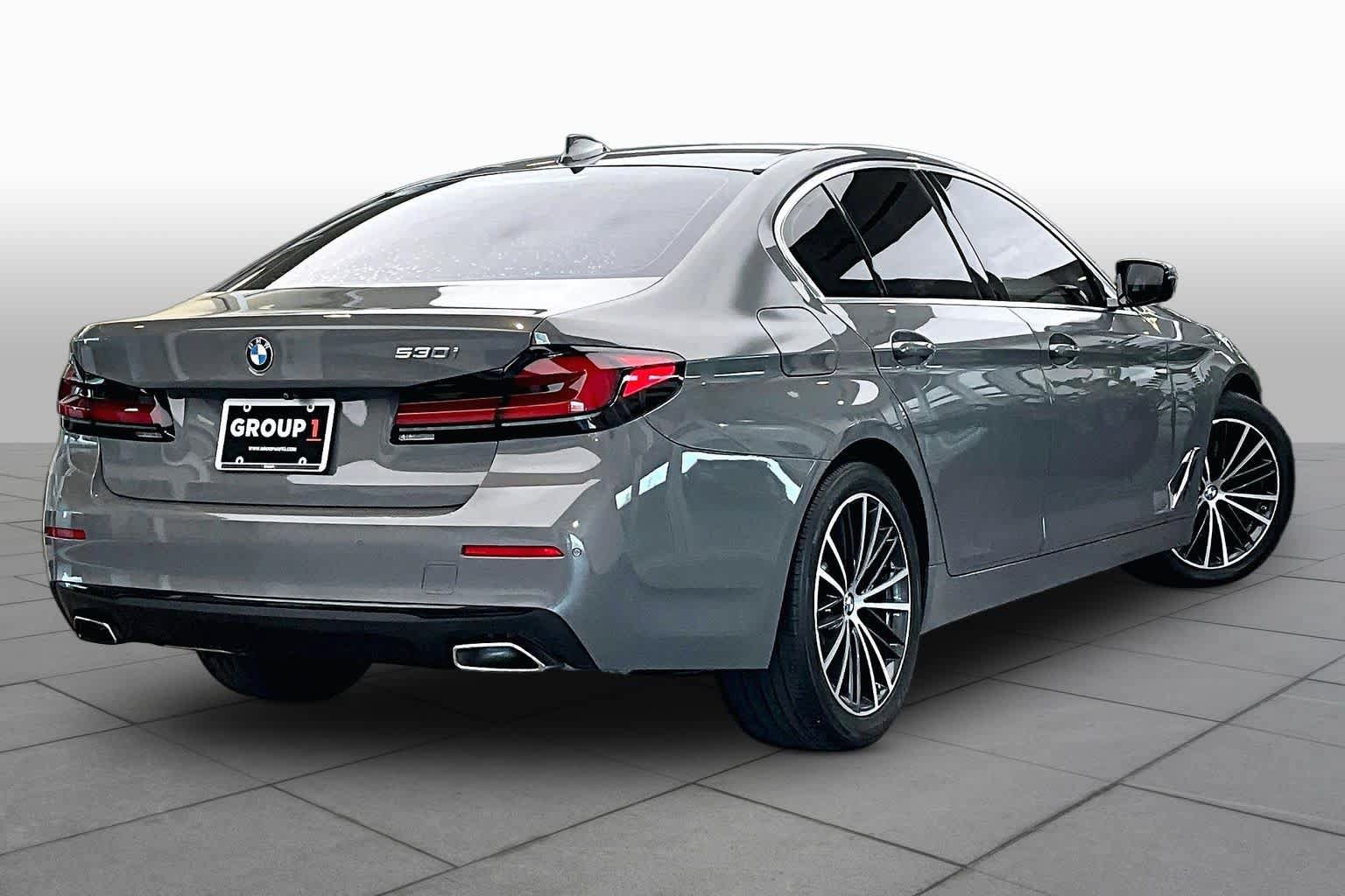 Used 2021 BMW 530i w/ Premium Package RWD image 12
