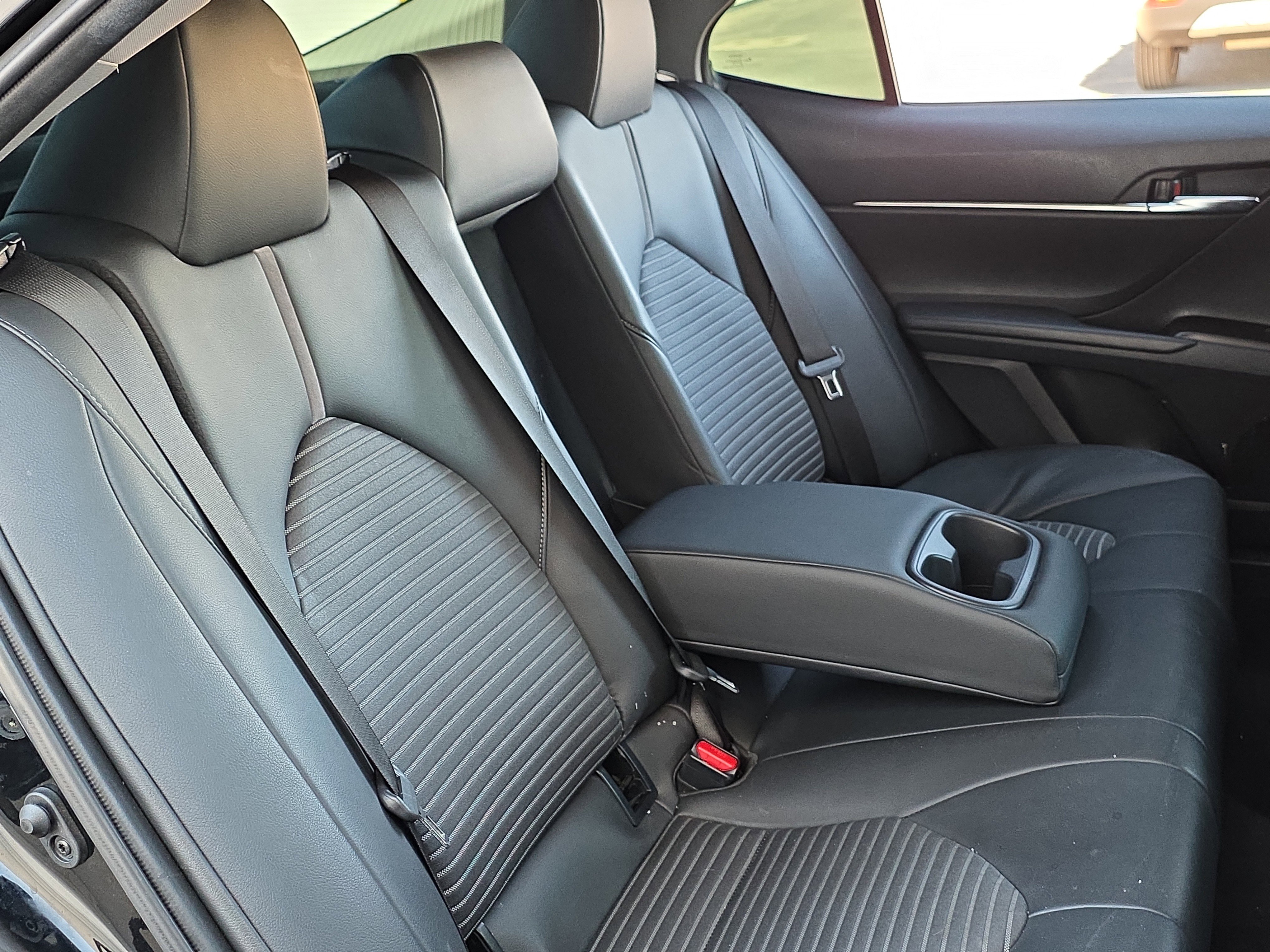 Used 2024 Toyota Camry SE w/ Convenience Package image 26