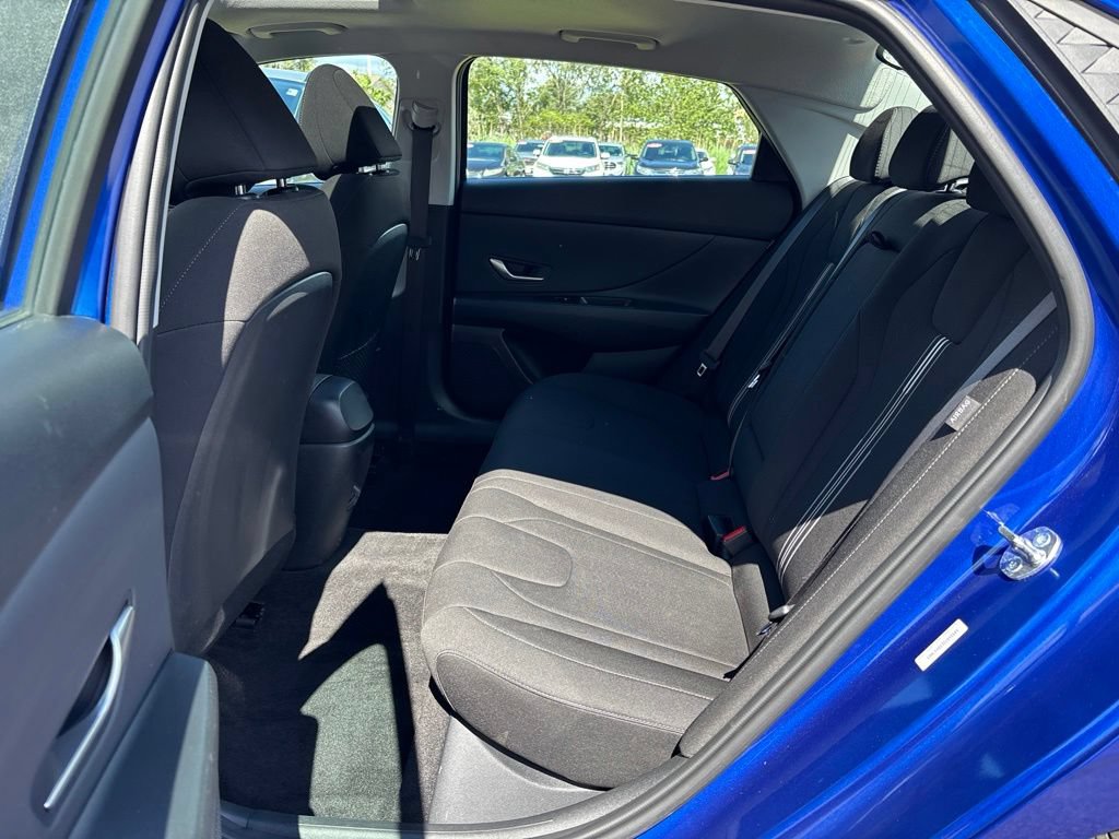 Certified 2025 Hyundai Elantra SEL FWD image 26