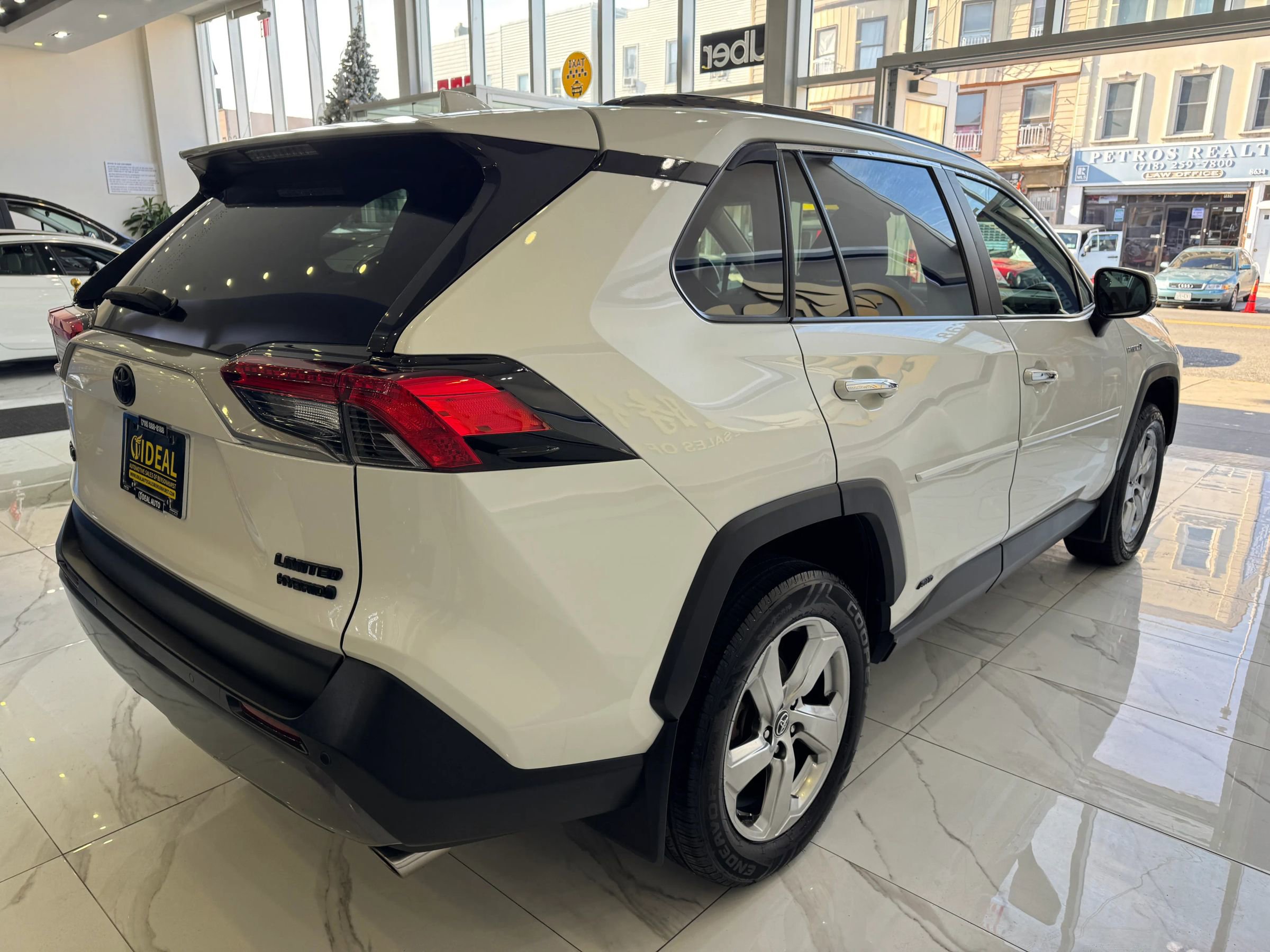Used 2020 Toyota RAV4 Limited w/ Limited Grade Weather Package image 6
