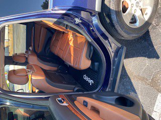 Used 2012 Jeep Grand Cherokee Overland image 10