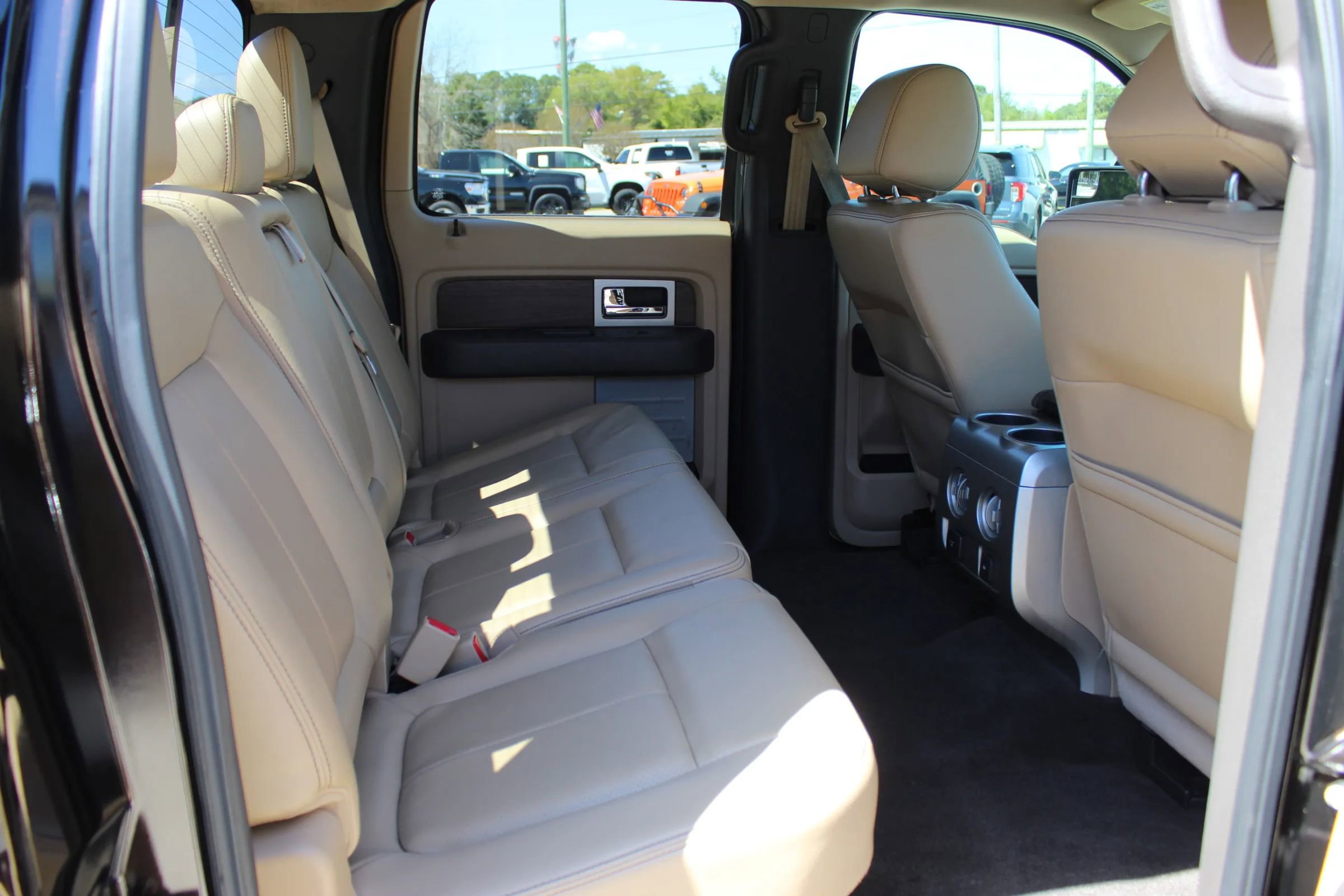 Used 2013 Ford F150 Lariat w/ Luxury Equipment Group image 29