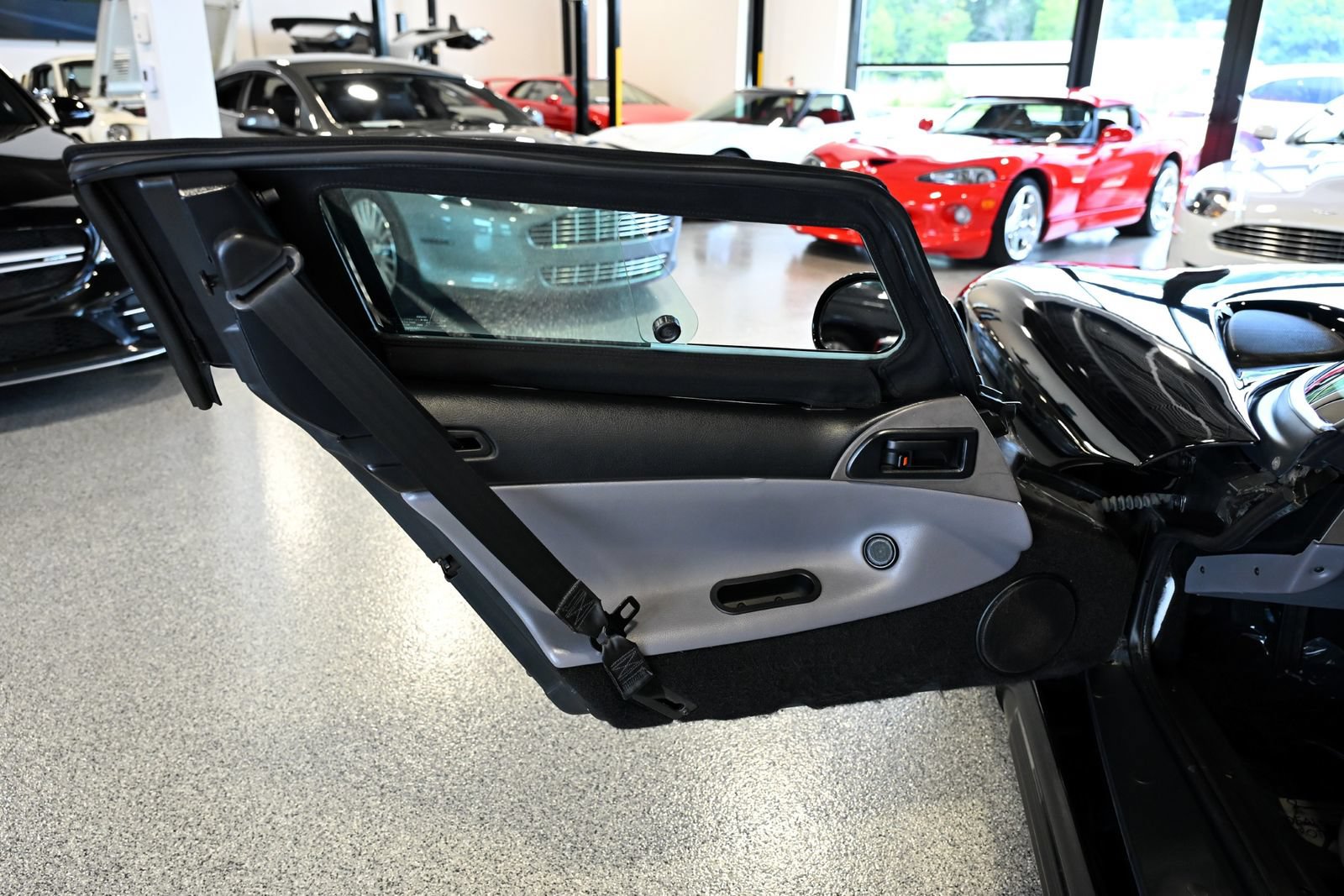 Used 1994 Dodge Viper RT/10 RWD image 40
