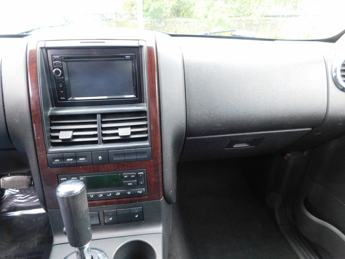 Used 2006 Ford Explorer Limited RWD image 5
