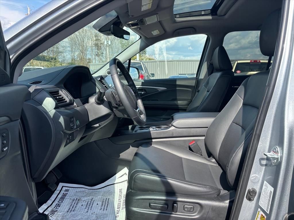 Used 2025 Honda Ridgeline RTL image 12