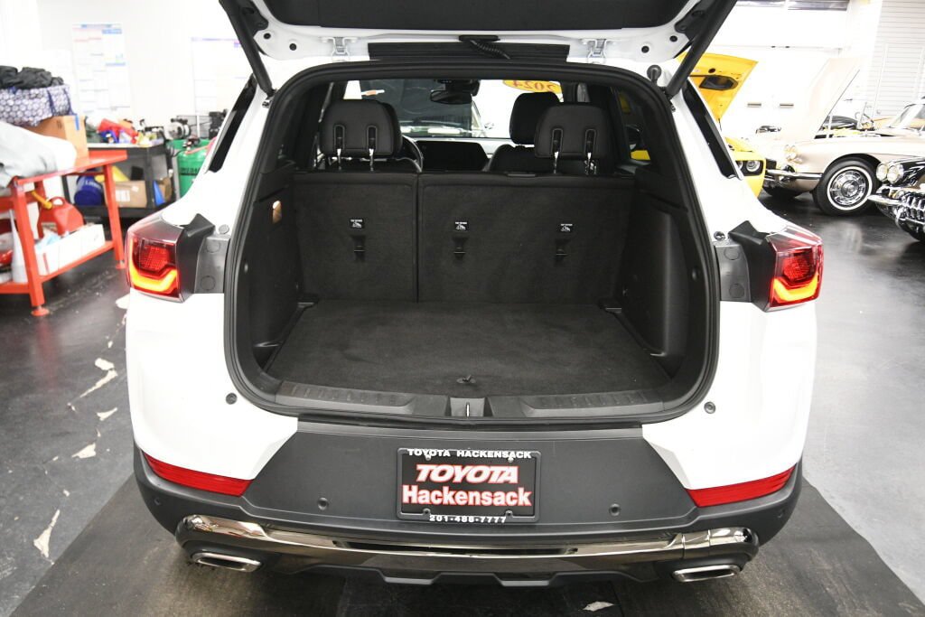 Used 2024 Chevrolet TrailBlazer ACTIV w/ Convenience Package AWD/4WD image 21