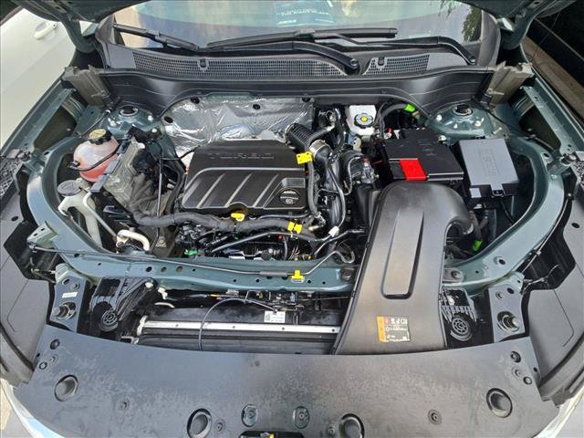 Used 2025 Chevrolet Trax LS w/ LS Convenience Package FWD image 21