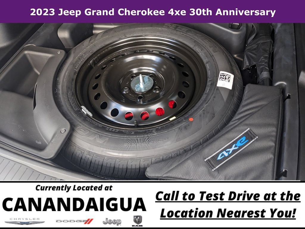 New 2023 Jeep Grand Cherokee 30th Anniversary AWD/4WD image 31