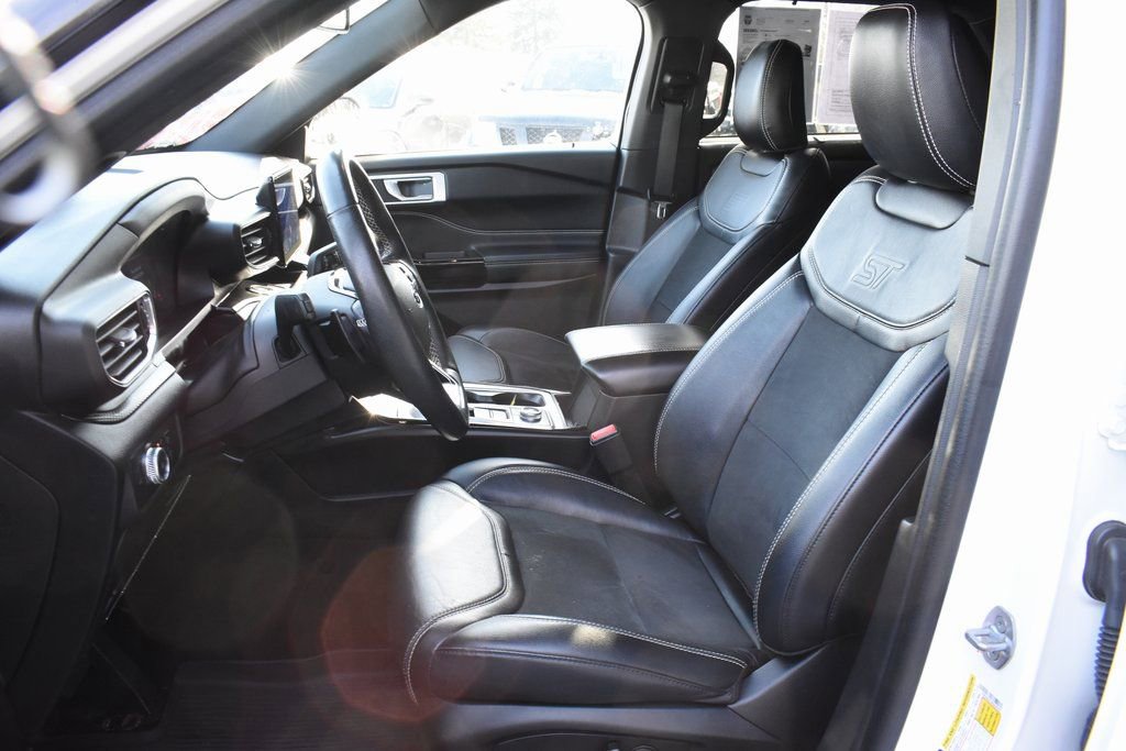 Used 2022 Ford Explorer ST image 18