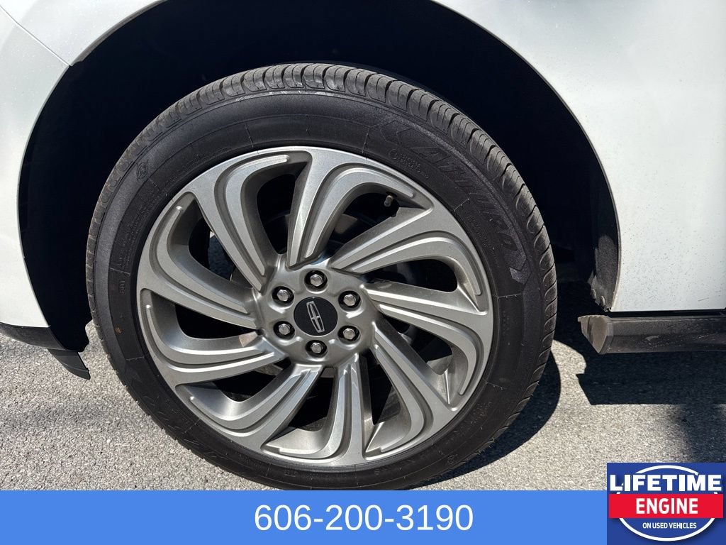 Used 2023 Lincoln Navigator Reserve AWD/4WD image 12