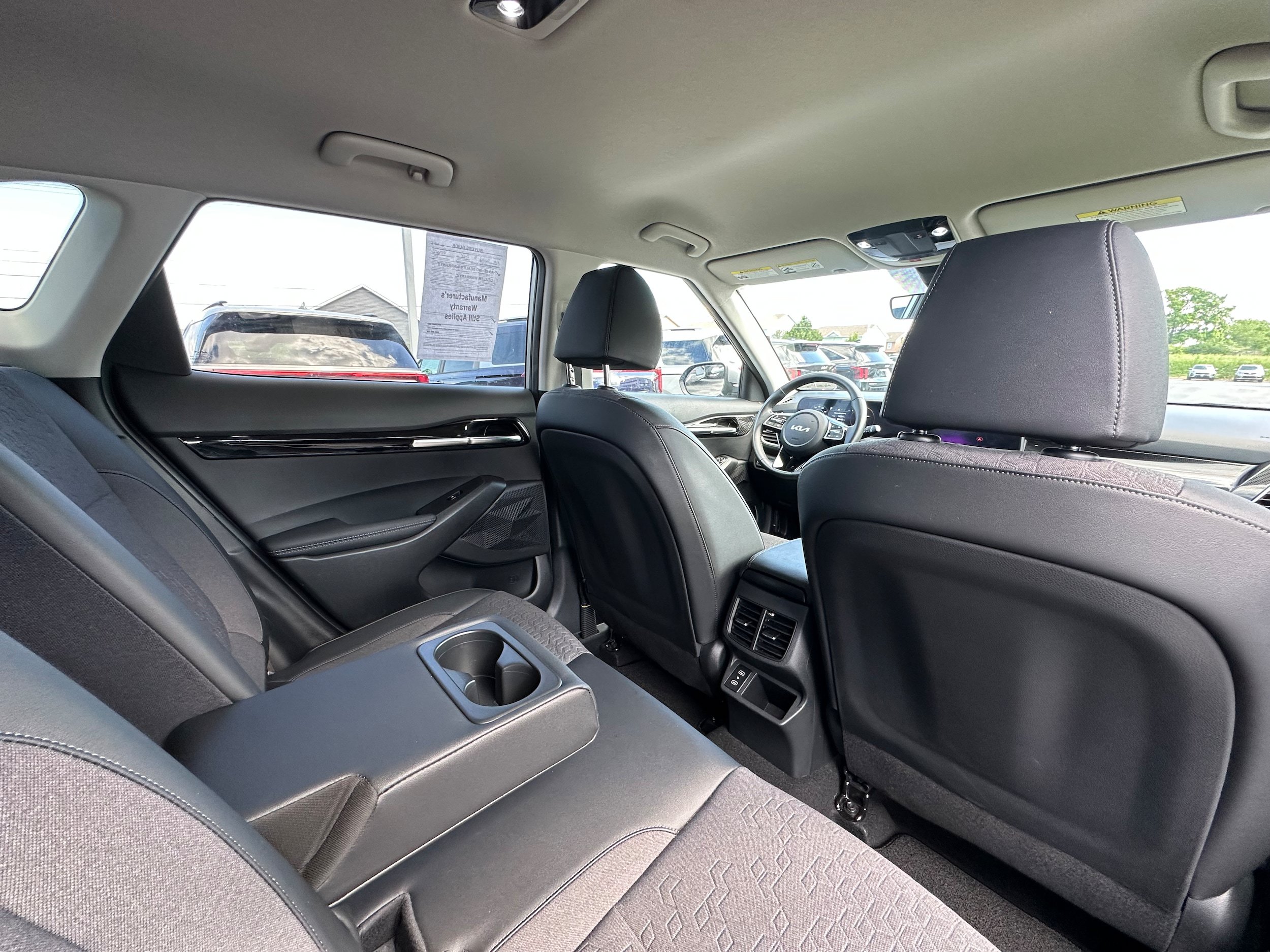Used 2024 Kia Seltos S AWD/4WD image 13
