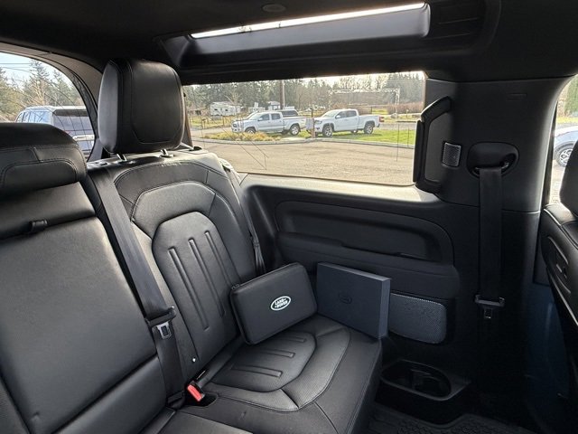 Used 2022 Land Rover Defender 90 X-Dynamic S image 24