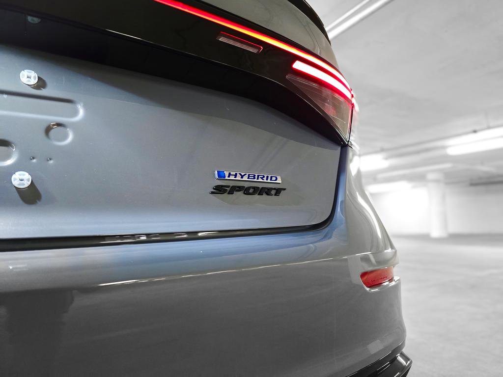 Certified 2025 Honda Accord Sport image 11