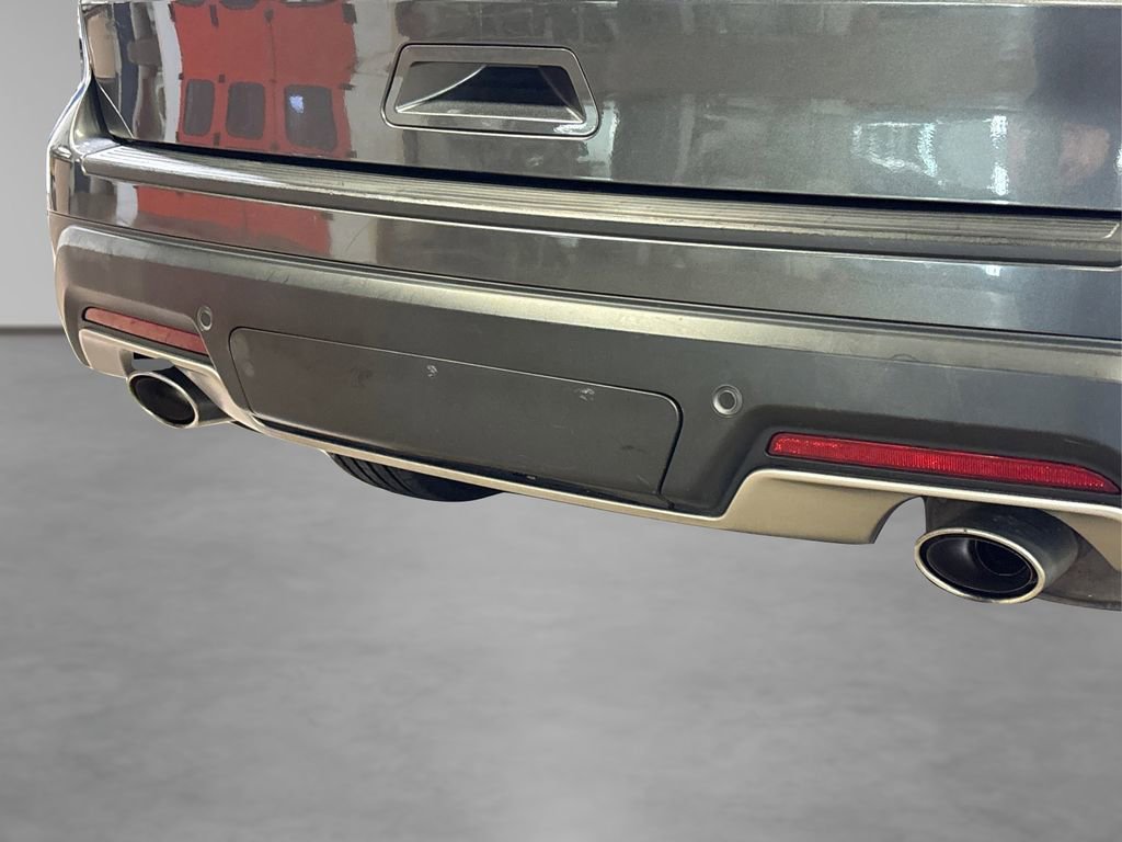 Used 2018 Ford Explorer XLT image 18