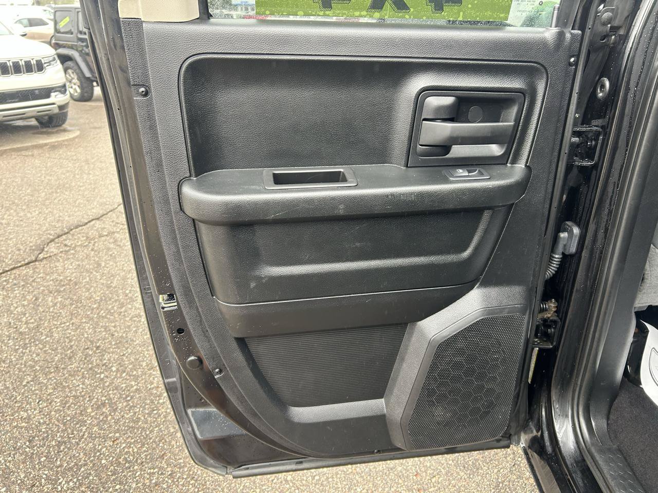 Used 2018 RAM 1500 Express w/ Express Value Package AWD/4WD image 13