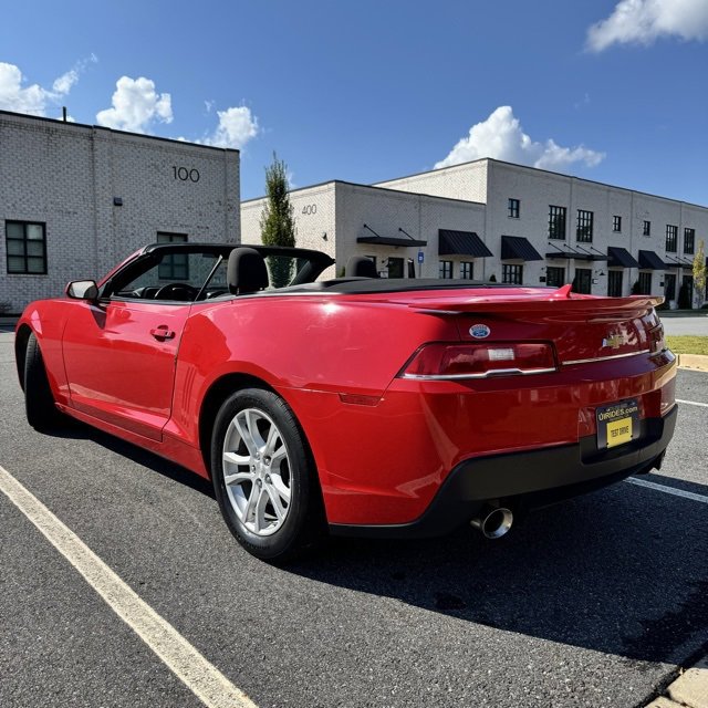Used 2015 Chevrolet Camaro LT image 4