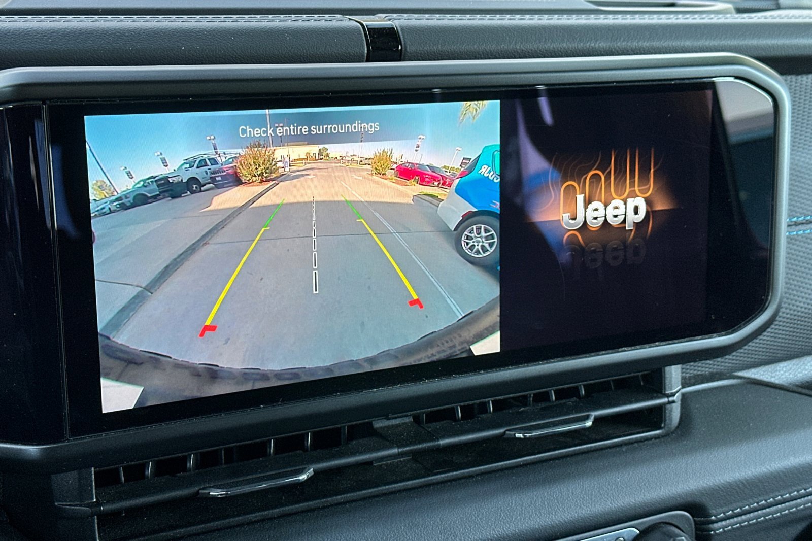 Used 2024 Jeep Wrangler Unlimited Rubicon 4xe image 19