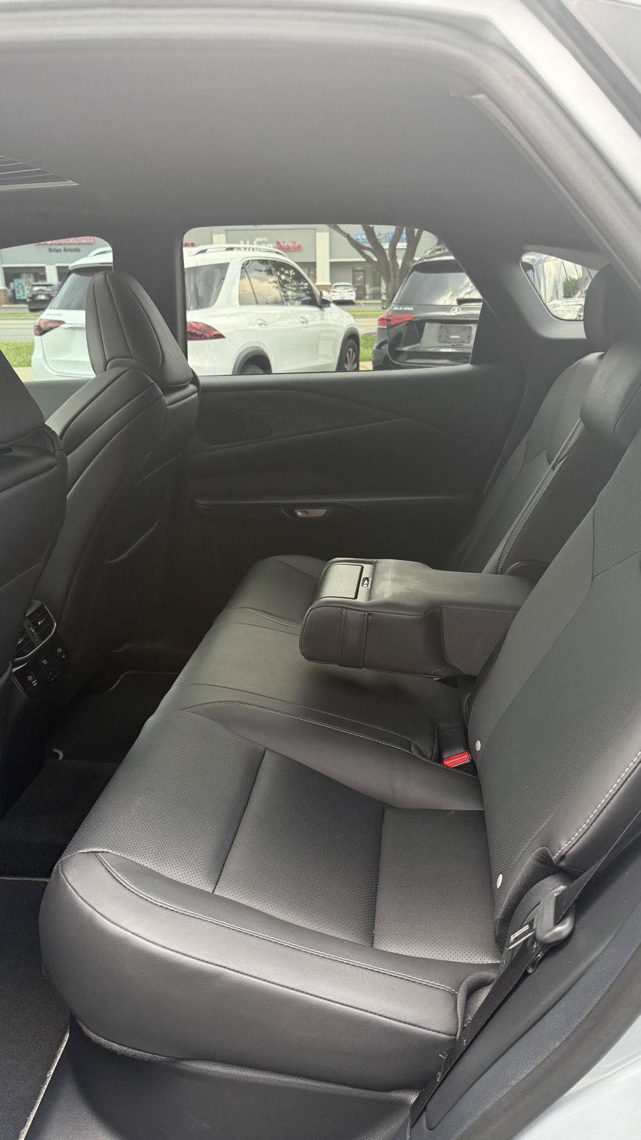 Used 2023 Lexus RX 350 F Sport w/ Cold Area Package AWD/4WD image 34