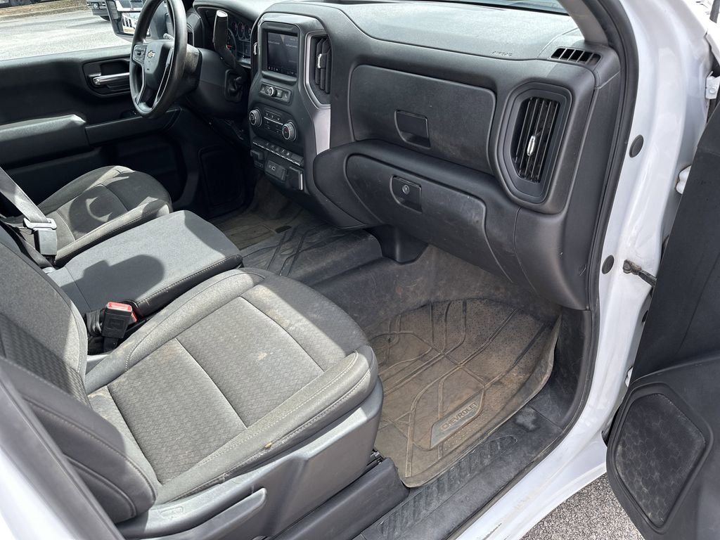 Used 2024 Chevrolet Silverado 2500 Custom w/ Custom Convenience Package AWD/4WD image 34