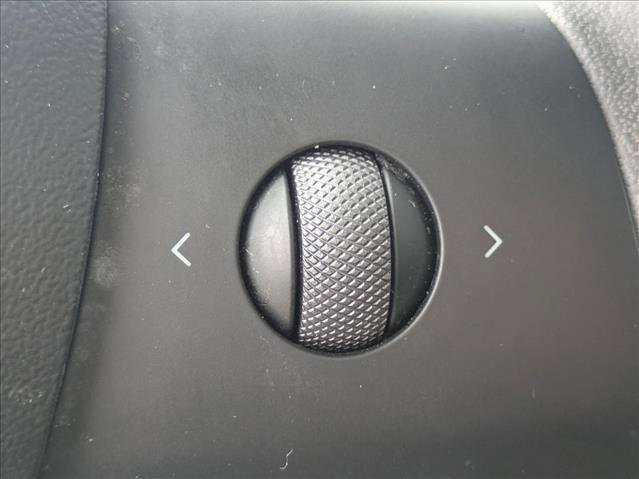 Used 2022 Tesla Model Y Performance image 14