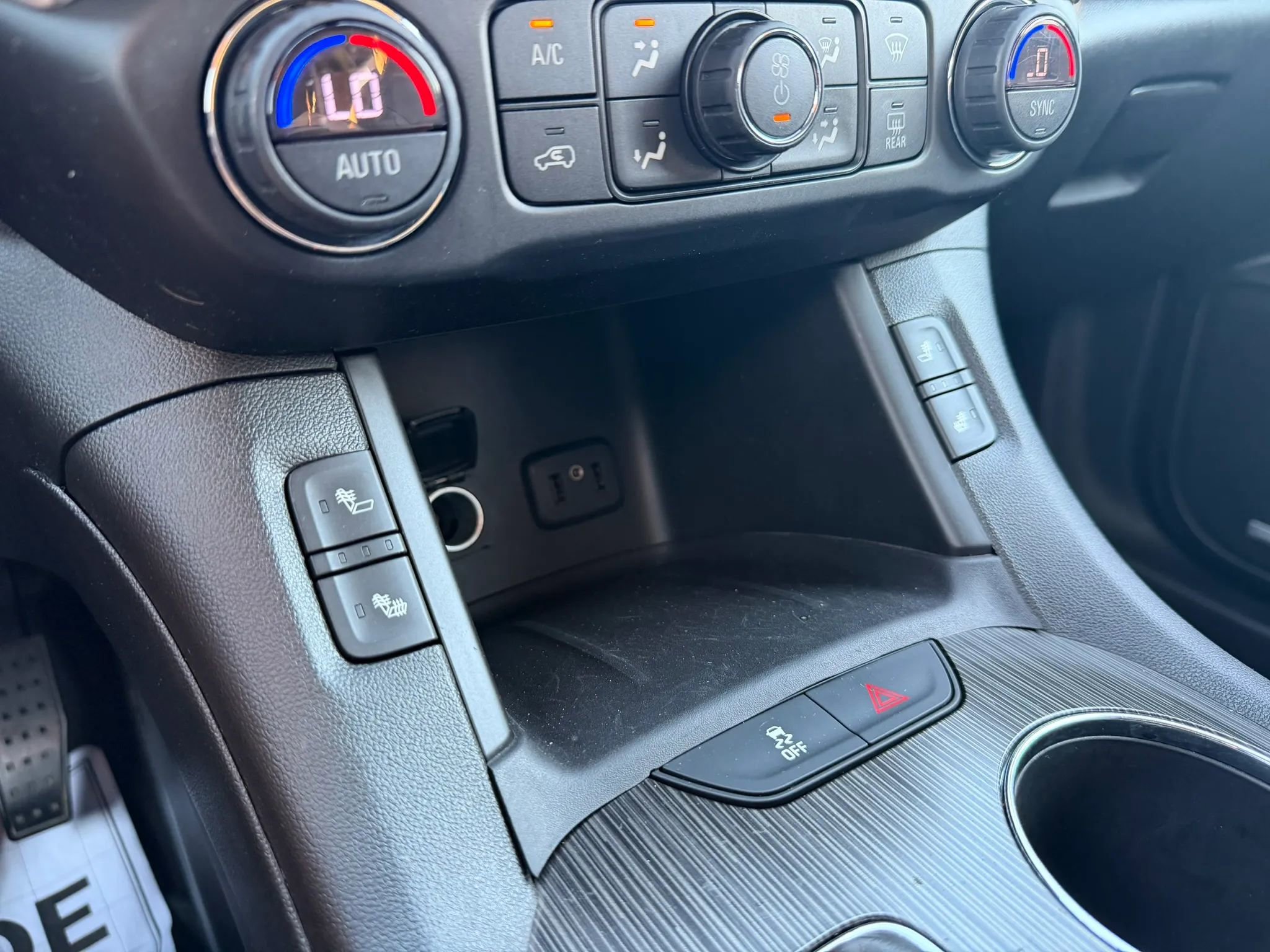 Used 2019 GMC Acadia SLT image 14
