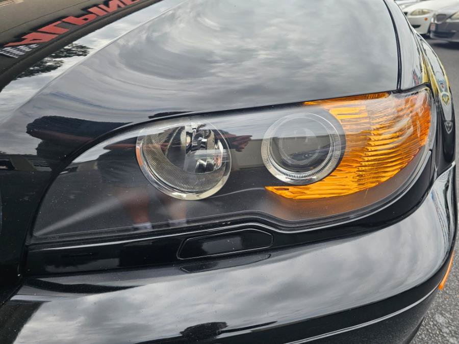 Used 2004 BMW 325Ci Convertible RWD image 24